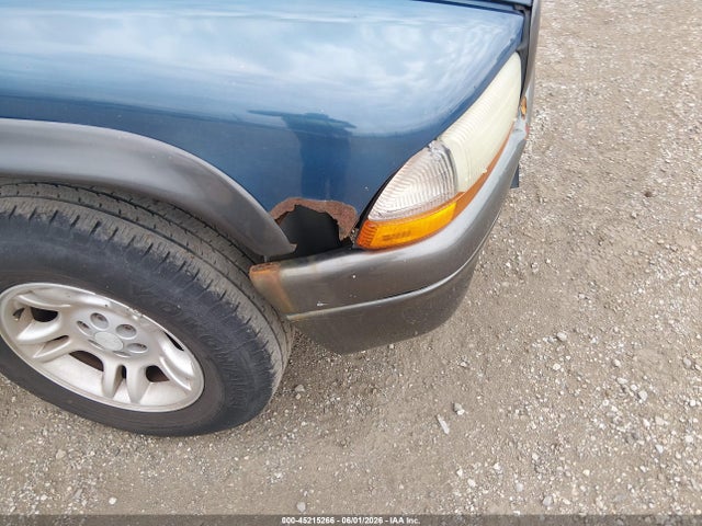 45215266 :رقم المزاد ، 1B7FL16X52S537014 vin ، 2002 Dodge Dakota مزاد بيع
