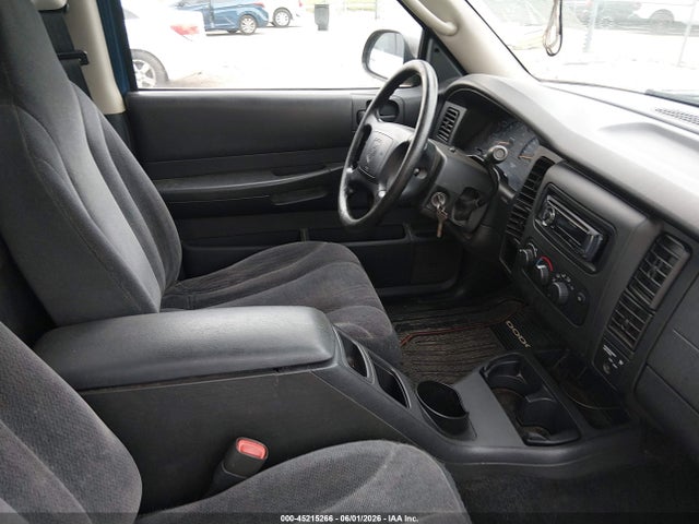 45215266 :رقم المزاد ، 1B7FL16X52S537014 vin ، 2002 Dodge Dakota مزاد بيع
