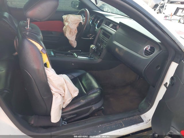 Продажа на аукционе авто 2012 Ford Mustang V6, vin: 1ZVBP8AM8C5206076, номер лота: 45215282