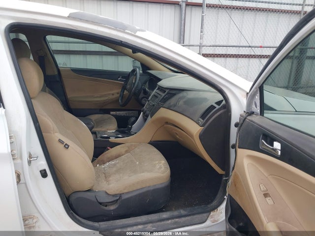 Продаж на аукціоні авто 2014 Hyundai Sonata Gls, vin: 5NPEB4AC3EH915208, номер лоту: 45215304