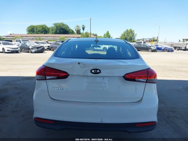 KIA FORTE LX 2018 3KPFK4A78JE219644 Image 17
