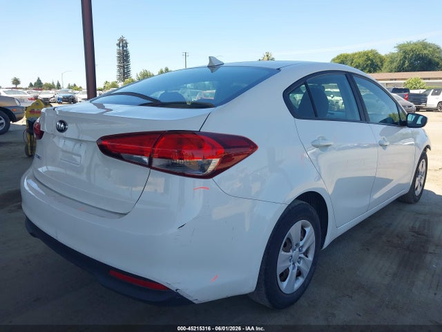 KIA FORTE LX 2018 3KPFK4A78JE219644 Image 4