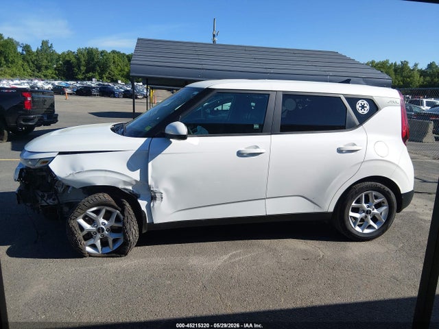 Продаж на аукціоні авто 2022 Kia Soul Lx, vin: KNDJ23AU5N7155045, номер лоту: 45215320