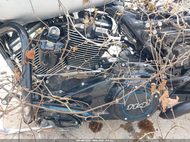 Harley-Davidson FLHXS 2019 1HD1KRP11KB605555 Image 9