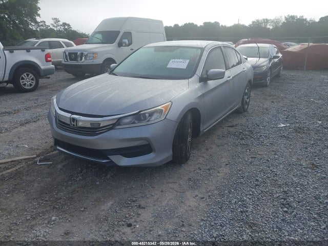 Продаж на аукціоні авто 2017 Honda Accord Lx, vin: 1HGCR2F3XHA017847, номер лоту: 45215342