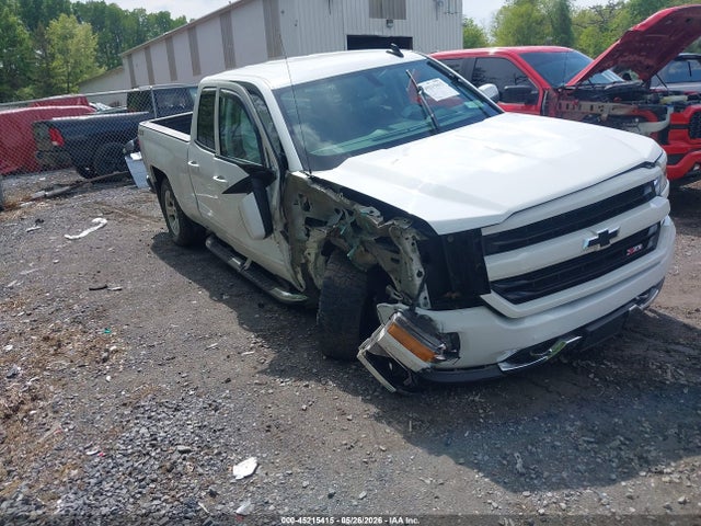 45215415 :رقم المزاد ، 2GCVKREC9J1113829 vin ، 2018 Chevrolet Silverado 1500 2lt مزاد بيع