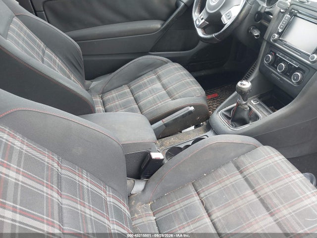45215501 :رقم المزاد ، WVWEV7AJ4BW235296 vin ، 2011 Volkswagen Gti 2-door مزاد بيع