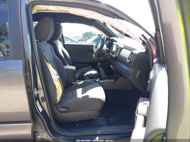 5TFCZ5AN8JX161246 Toyota Tacoma Trd Off Road
