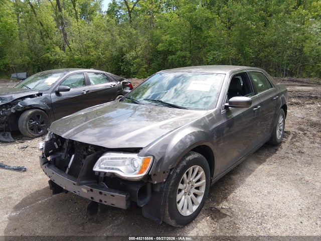 2014 Chrysler 300 მანქანა იყიდება აუქციონზე, vin: 2C3CCAAG3EH355077, აუქციონის ნომერი: 45215586