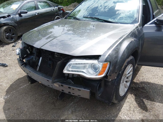 2014 Chrysler 300 მანქანა იყიდება აუქციონზე, vin: 2C3CCAAG3EH355077, აუქციონის ნომერი: 45215586
