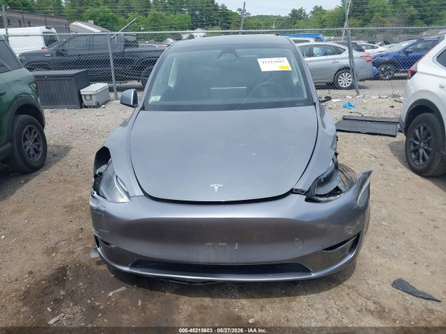 Продаж на аукціоні авто 2024 Tesla Model Y Long Range Dual Motor All-wheel Drive, vin: 7SAYGDEE3RF199749, номер лоту: 45215603