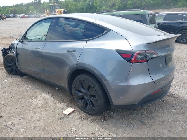 Продаж на аукціоні авто 2024 Tesla Model Y Long Range Dual Motor All-wheel Drive, vin: 7SAYGDEE3RF199749, номер лоту: 45215603