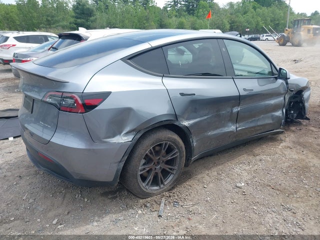 Продаж на аукціоні авто 2024 Tesla Model Y Long Range Dual Motor All-wheel Drive, vin: 7SAYGDEE3RF199749, номер лоту: 45215603