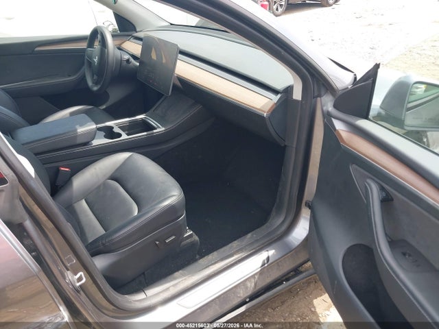 Продаж на аукціоні авто 2024 Tesla Model Y Long Range Dual Motor All-wheel Drive, vin: 7SAYGDEE3RF199749, номер лоту: 45215603