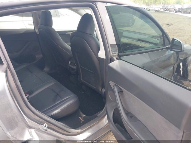 Продаж на аукціоні авто 2024 Tesla Model Y Long Range Dual Motor All-wheel Drive, vin: 7SAYGDEE3RF199749, номер лоту: 45215603