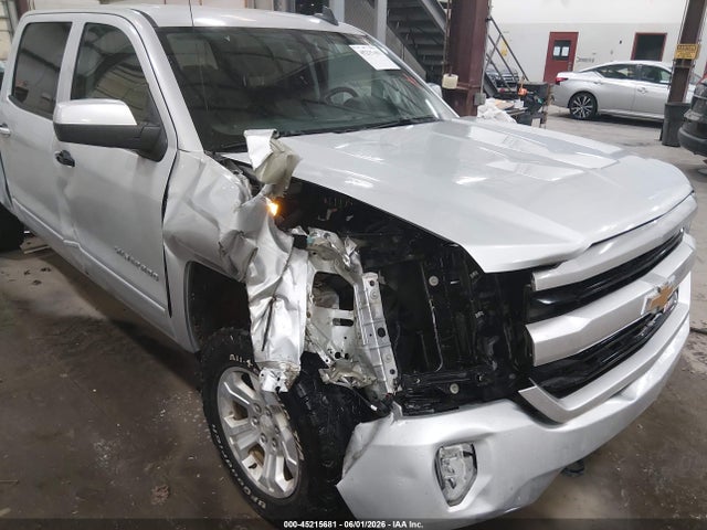 3GCUKRECXGG245798 Chevrolet Silverado 1500 2lt