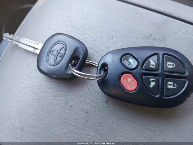 Продаж на аукціоні авто 2010 Toyota Sienna Xle, vin: 5TDYK4CC4AS289425, номер лоту: 45215727