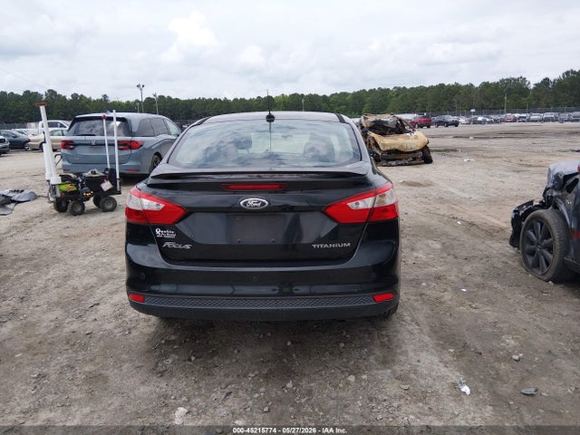 45215774 :رقم المزاد ، 1FAHP3J21CL151373 vin ، 2012 Ford Focus Titanium مزاد بيع