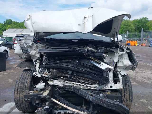 Продажа на аукционе авто 2021 Chevrolet Tahoe 4wd High Country, vin: 1GNSKTKL2MR112044, номер лота: 45215825