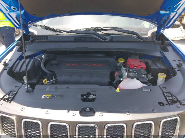 3C4NJCBB7KT706598 Jeep Compass Sun And Wheel Fwd