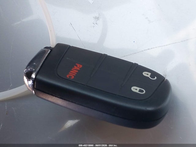 3C4NJCBB7KT706598 Jeep Compass Sun And Wheel Fwd