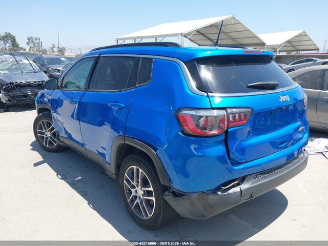 3C4NJCBB7KT706598 Jeep Compass Sun And Wheel Fwd
