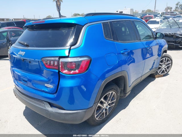 3C4NJCBB7KT706598 Jeep Compass Sun And Wheel Fwd