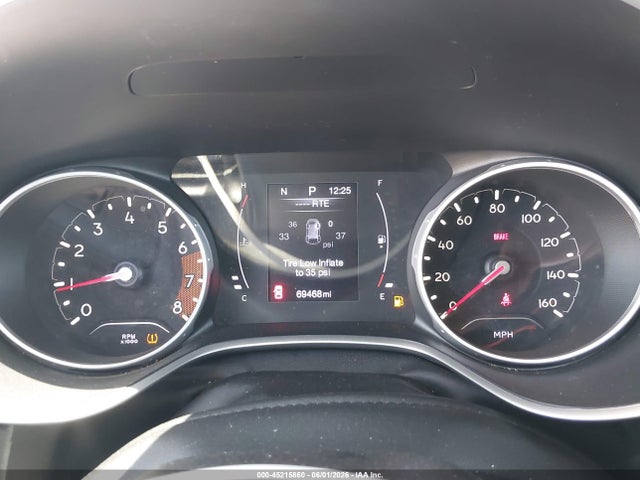 3C4NJCBB7KT706598 Jeep Compass Sun And Wheel Fwd