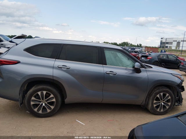 45215875 :رقم المزاد ، 5TDGZRBHXLS017708 vin ، 2020 Toyota Highlander Xle مزاد بيع