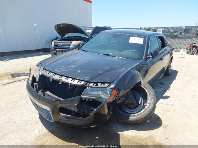 45215899 :رقم المزاد ، 2C3CCABT8EH179297 vin ، 2014 Chrysler 300 300s مزاد بيع
