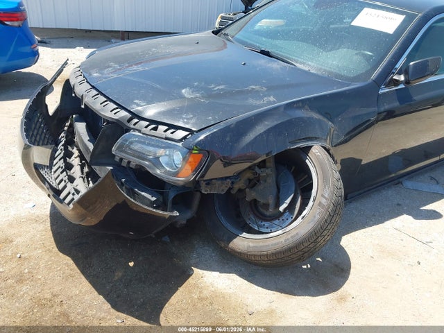 45215899 :رقم المزاد ، 2C3CCABT8EH179297 vin ، 2014 Chrysler 300 300s مزاد بيع