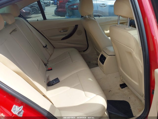 BMW 320i 2014 WBA3B1G51ENT00846 Image 8