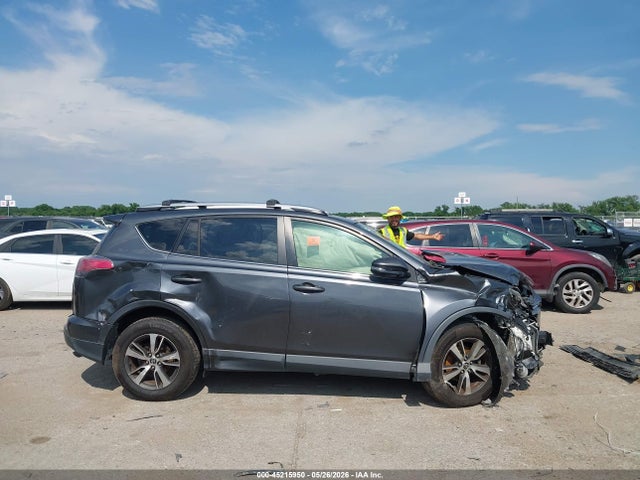 2016 Toyota Rav4 Xle მანქანა იყიდება აუქციონზე, vin: JTMWFREV1GD086049, აუქციონის ნომერი: 45215950