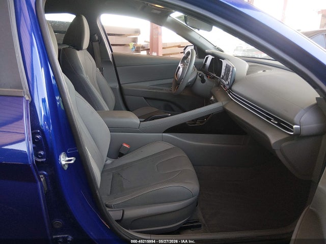 45215994 :رقم المزاد ، 5NPLM4AG0PH092454 vin ، 2023 Hyundai Elantra Sel مزاد بيع