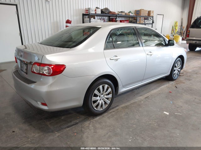 Продаж на аукціоні авто 2013 Toyota Corolla Le, vin: JTDBU4EE7DJ121472, номер лоту: 45216008