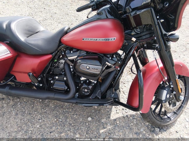 Harley-Davidson FLHXS 2019 1HD1KRP17KB642268 Image 8