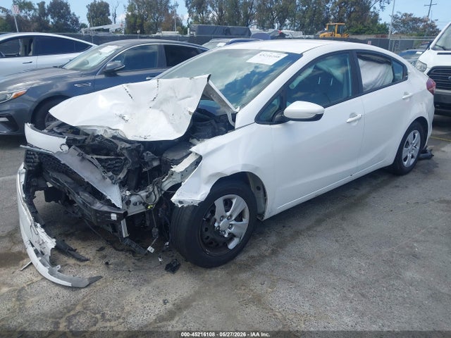 KIA FORTE LX 2017 3KPFL4A72HE083812 Image 2
