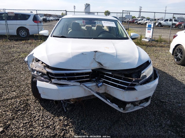 1VWBA7A30JC026439 Volkswagen Passat 2.0t Se
