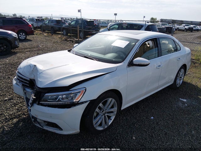 1VWBA7A30JC026439 Volkswagen Passat 2.0t Se