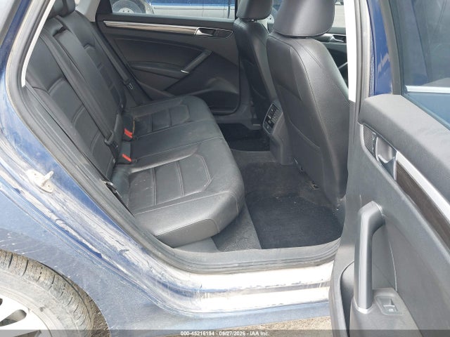45216194 :رقم المزاد ، 1VWBT7A35GC025984 vin ، 2016 Volkswagen Passat 1.8t Se مزاد بيع