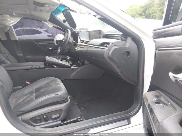 45216198 :رقم المزاد ، 58AD11D16MU004581 vin ، 2021 Lexus Es 250 مزاد بيع