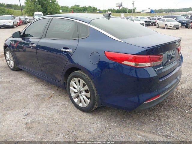 2018 Kia Optima S მანქანა იყიდება აუქციონზე, vin: 5XXGT4L33JG248794, აუქციონის ნომერი: 45216218
