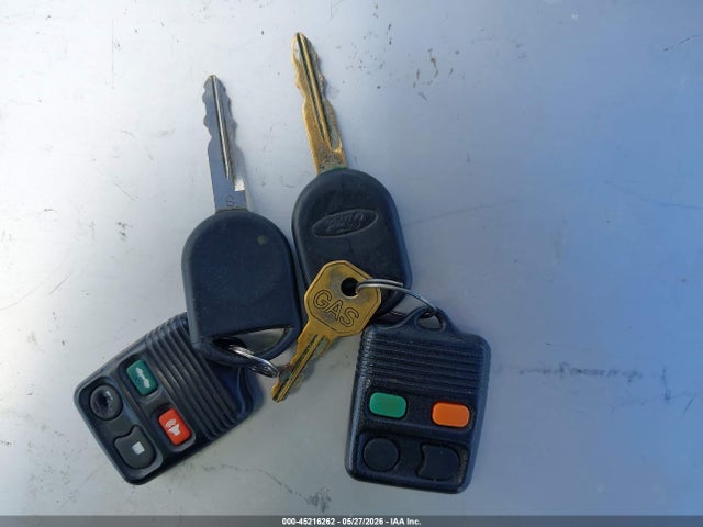 Продажа на аукционе авто 2005 Ford Mustang V6 Deluxe/v6 Premium, vin: 1ZVFT80N555163181, номер лота: 45216262