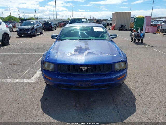Продажа на аукционе авто 2005 Ford Mustang V6 Deluxe/v6 Premium, vin: 1ZVFT80N555163181, номер лота: 45216262