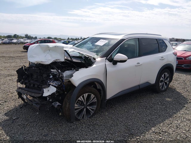 5N1BT3BB4NC731242 Nissan Rogue Sv Intelligent Awd