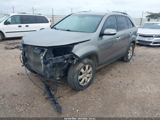 45216288 :رقم المزاد ، 5XYKT4A21DG338787 vin ، 2013 Kia Sorento Lx V6 مزاد بيع