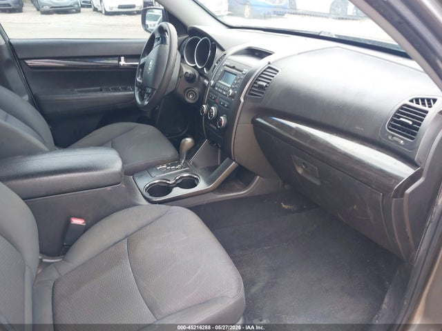 45216288 :رقم المزاد ، 5XYKT4A21DG338787 vin ، 2013 Kia Sorento Lx V6 مزاد بيع