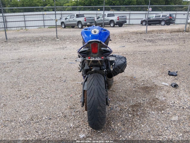 Yamaha YZFR1 2018 JYARN39E6JA004067 Image 6