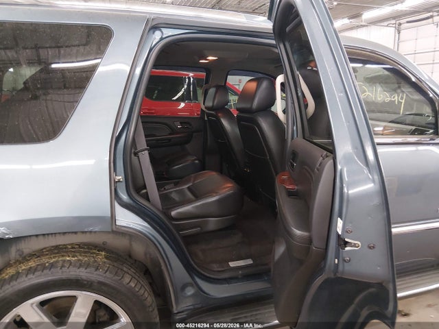2009 Cadillac Escalade Standard მანქანა იყიდება აუქციონზე, vin: 1GYFK23299R222195, აუქციონის ნომერი: 45216294
