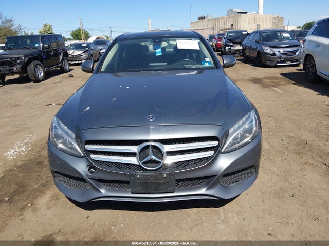 2018 Mercedes-benz C 300 4matic მანქანა იყიდება აუქციონზე, vin: 55SWF4KB5JU245456, აუქციონის ნომერი: 45216331